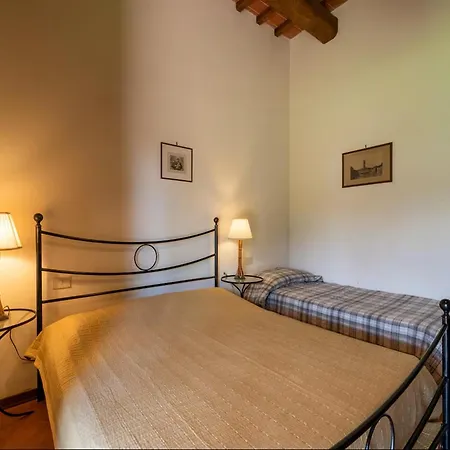 In With Shared Pool Apartament